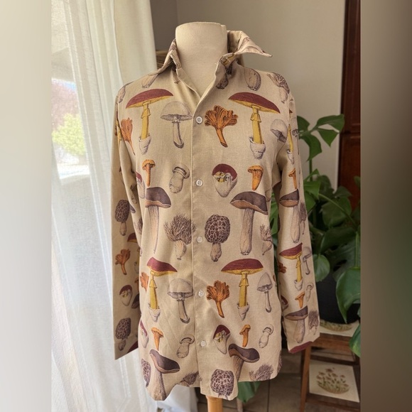 Men’s Mushroom‎ Print Button-Up Shirt - Picture 1 of 4
